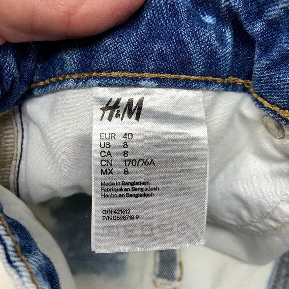 H & M | Bleached Distressed Cut-off Denim Shorts 8 - Picture 8 of 8